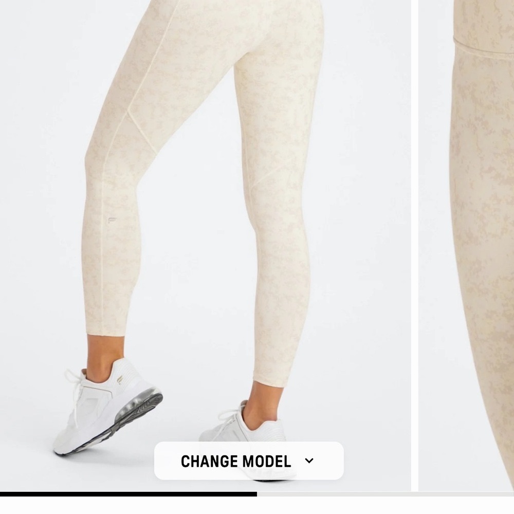 ❇️ NEW Fabletics define high waisted leggings in white camo